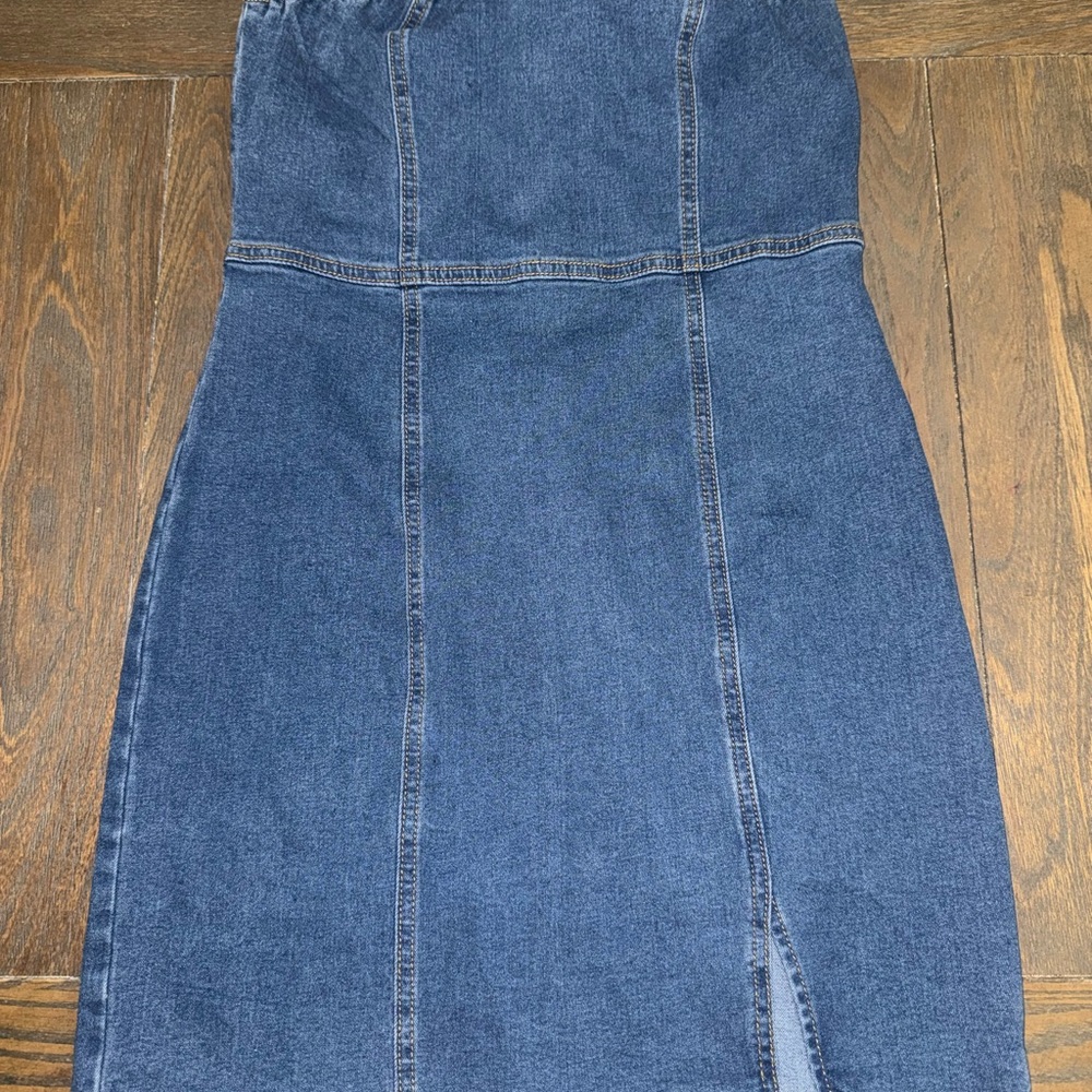 Kittenish Strapless Dark Blue Denim Midi Dress